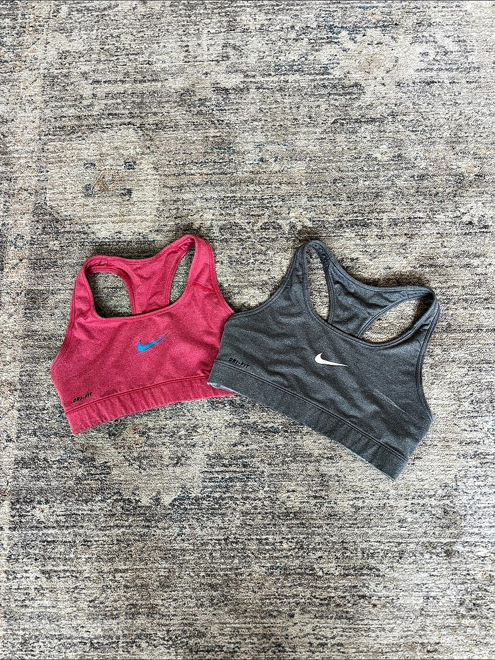 Nike Dri-FIT Swoosh Medium Support Sports Bra Bundle (2 Pack) Set Pink & Gray